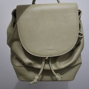 Fawn Design Cinch Backpack/Used